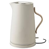 Stelton Wasserkocher Emma - Elektrischer Kocher, Wasserkessel - Kessel im skandinavischen Design - Filter, Trockenkoch-Sicherheitsschalter mit Abschaltung, Buchenholzgriff - 1,2 Liter, soft sand