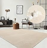 the carpet Relax Moderner Flauschiger Kurzflor Teppich, Anti-Rutsch Unterseite, Waschbar bis 30 Grad, Super Soft, Felloptik, Beige, 60 x 110 cm