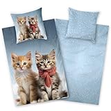 Aminata kids - Biber Kinderbettwäsche 135x200, Niedliches Katzen-Motiv für Mädchen, Blau, 100% Baumwolle, Reißverschluss - Warm, Weich & Kuschelig - Flanellbettwäsche