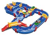 BIG Spielwarenfabrik 1628 AquaPlay - MegaBridge - Wasserbahnset mit 3 Spielstationen und 49 Teilen, inklusive Bo der Bär, Amphibienauto und Transportboot mit 2 Containern, für Kinder ab 3 Jahren